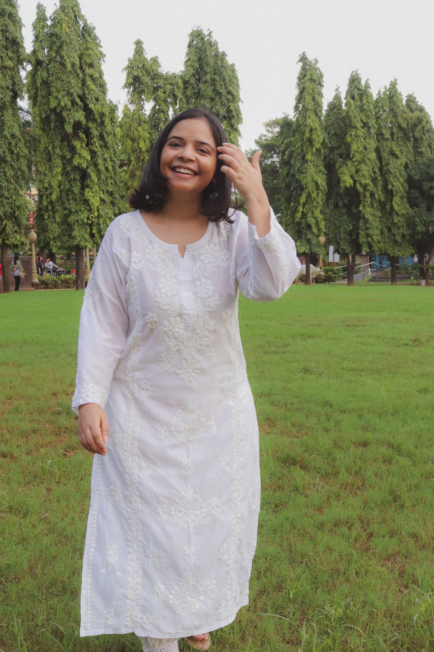 White Chanderi Afghani Set – Handcrafted Chikankari Kurta & Pants