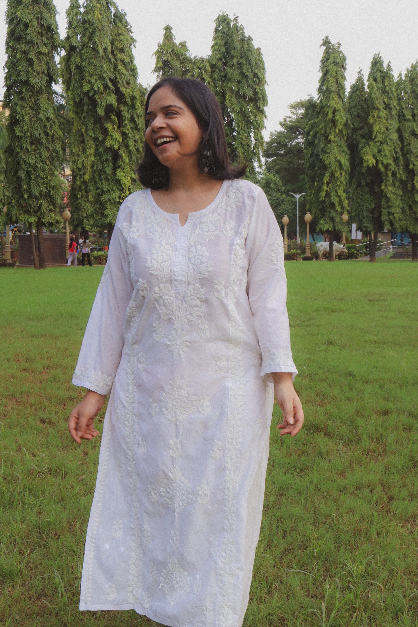 White Chanderi Afghani Set – Handcrafted Chikankari Kurta & Pants